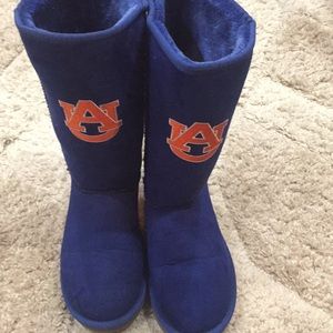 Women’s size 10 auburn tigers boots